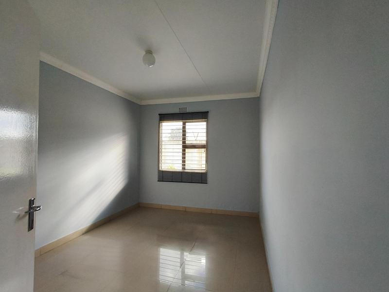To Let Commercial Property for Rent in Mthata Eastern Cape